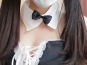 Ragazza cinese carina con grandi tette